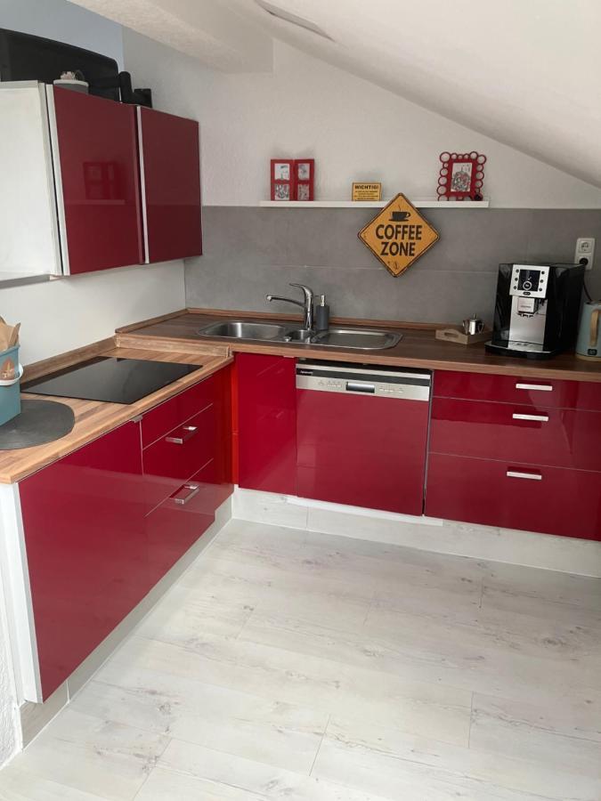 Ue Villa 4 Zimmer เฮิร์สไชด์ ภายนอก รูปภาพ