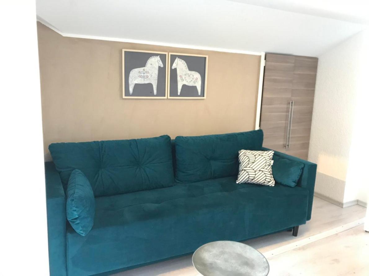 Ue Villa 4 Zimmer เฮิร์สไชด์ ภายนอก รูปภาพ